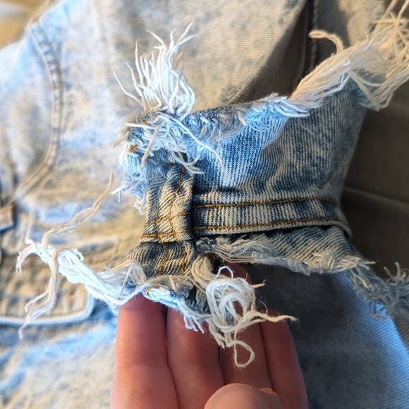 Vintage Jordache Acid Wash Shorts - Picture 4 of 4